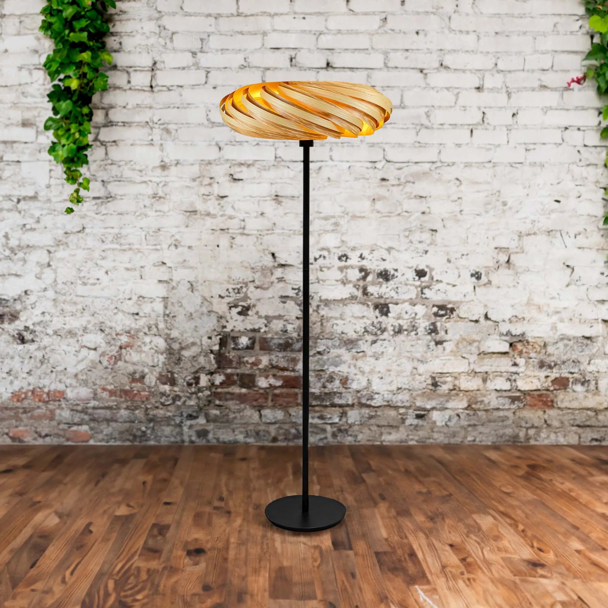 gofurnit-veneria-stehleuchte-wohnzimmer image 4