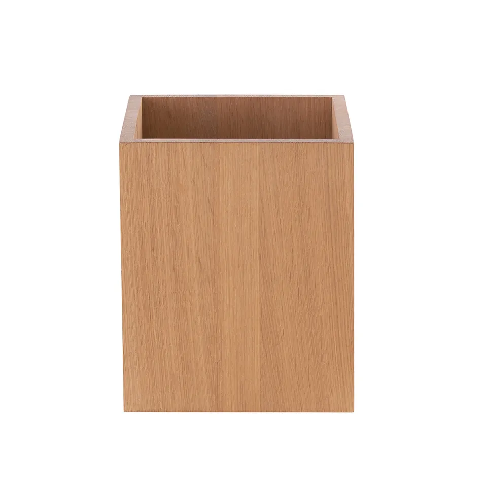 herzblut-marta-papierkorb-midi-hocker-holz image 1