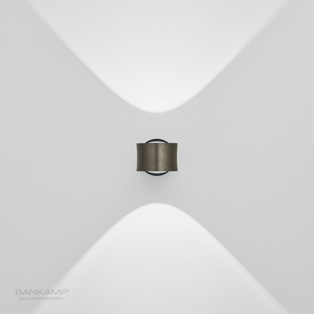 bankamp-impulse-led-wandleuchte-up-down-dimmbar-drehbar image 2