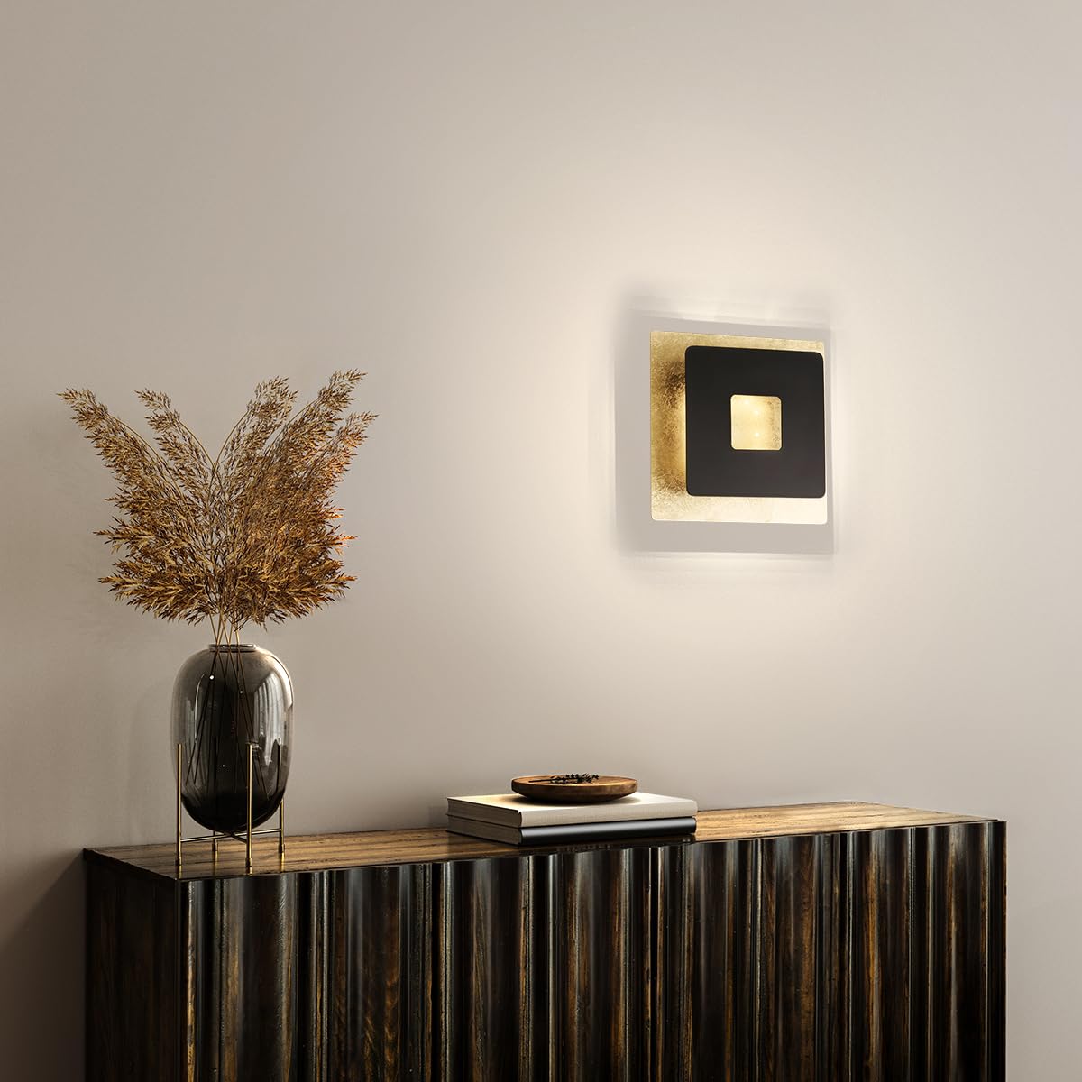 fischer-honsel-hennes-wandleuchte-blattgoldfarben-sandschwarz-led-7w-3000k image 3