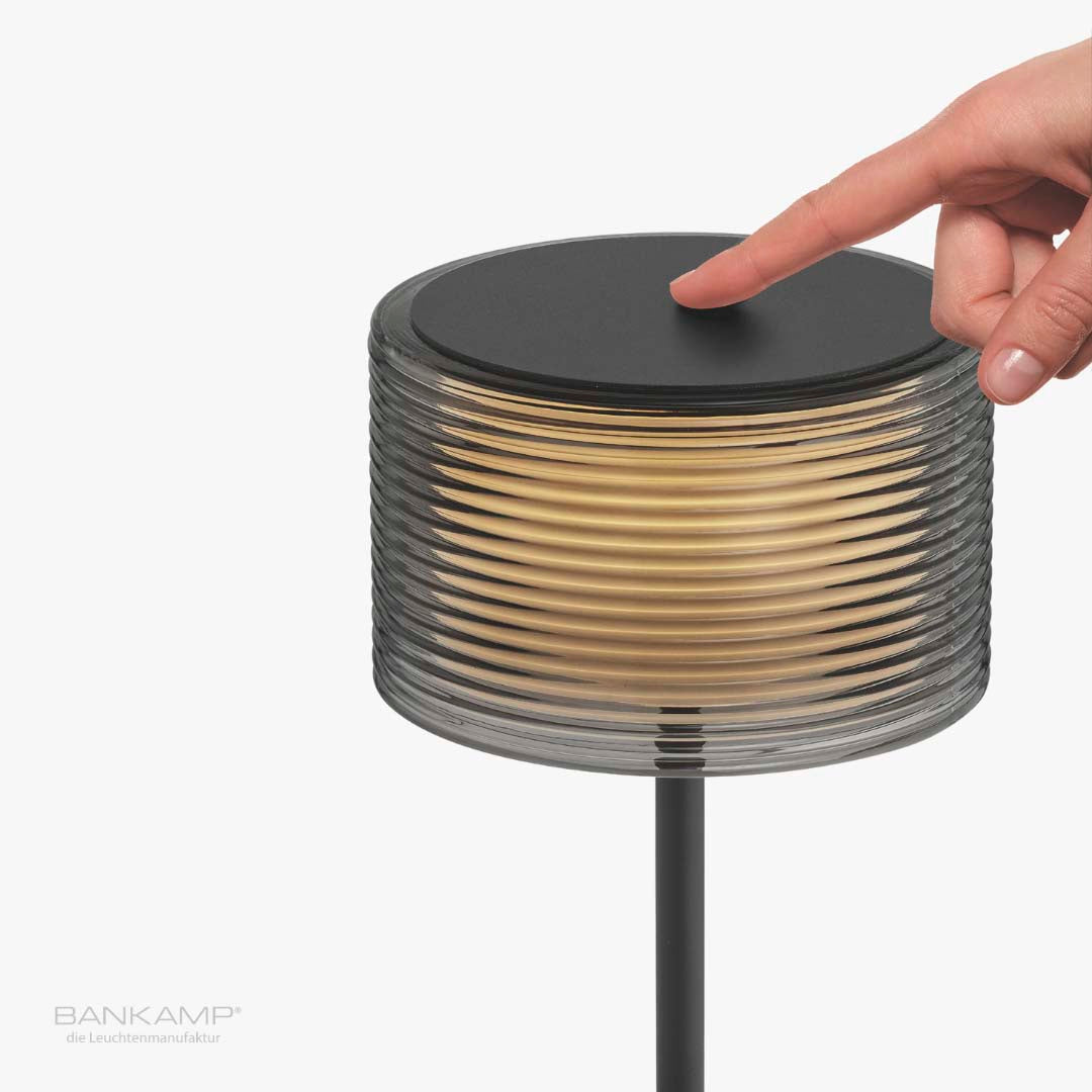 bankamp-grand-akku-tischleuchte-mit-ladebase-und-touchdimmer image 4