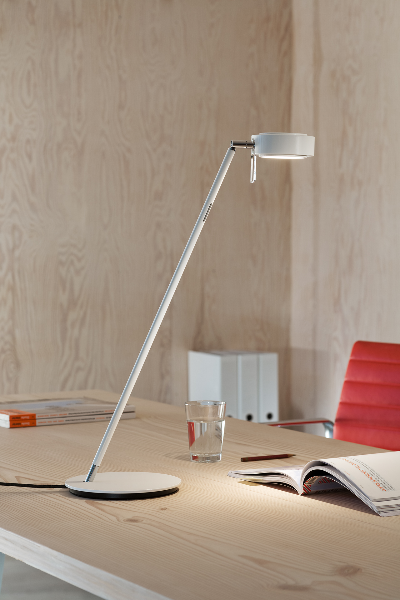mawa-pure-1-arbeitsleuchte-led-mit-gelenk image 1